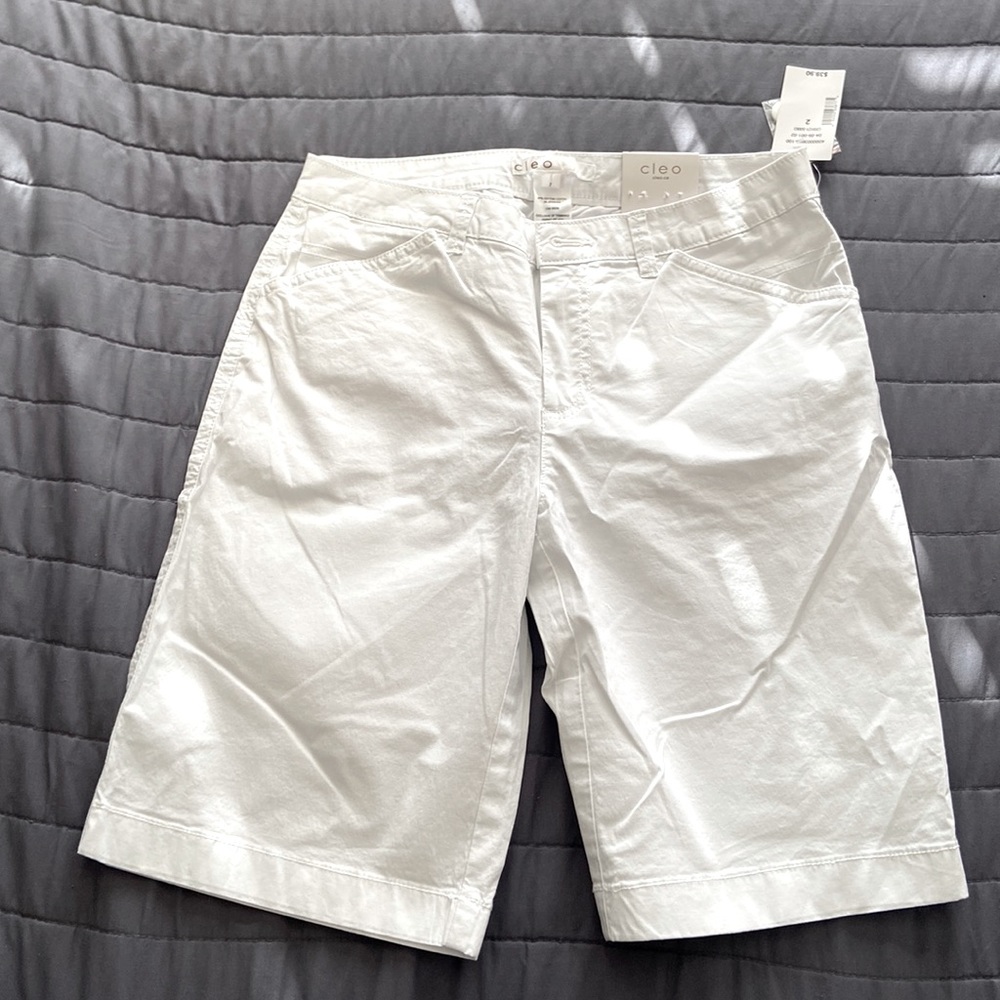 NWT Cleo fitted shorts